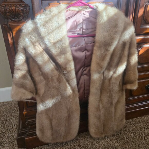 Beautiful vintage mink stole - Picture 3 of 3
